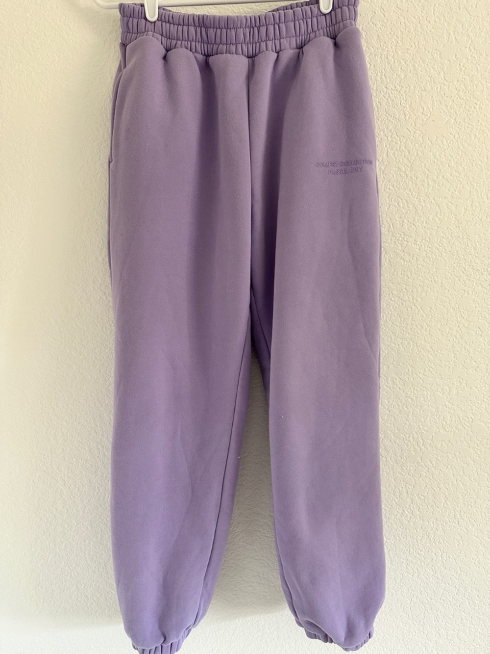 Comfrt - Pastel Edit Sweatpants - Lavender - Size M - Like new